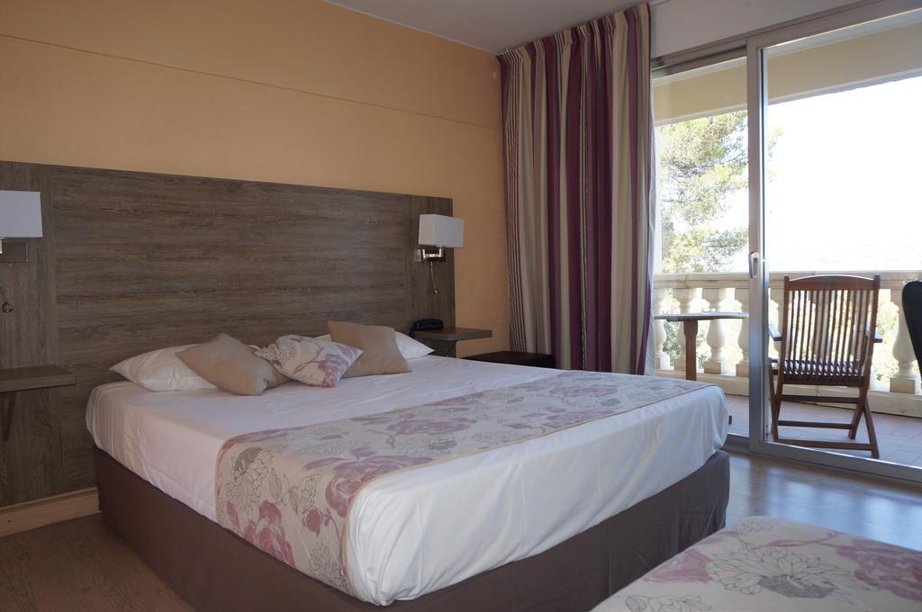 Logis Hotel Le Col De L'Ange Draguignan Zewnętrze zdjęcie