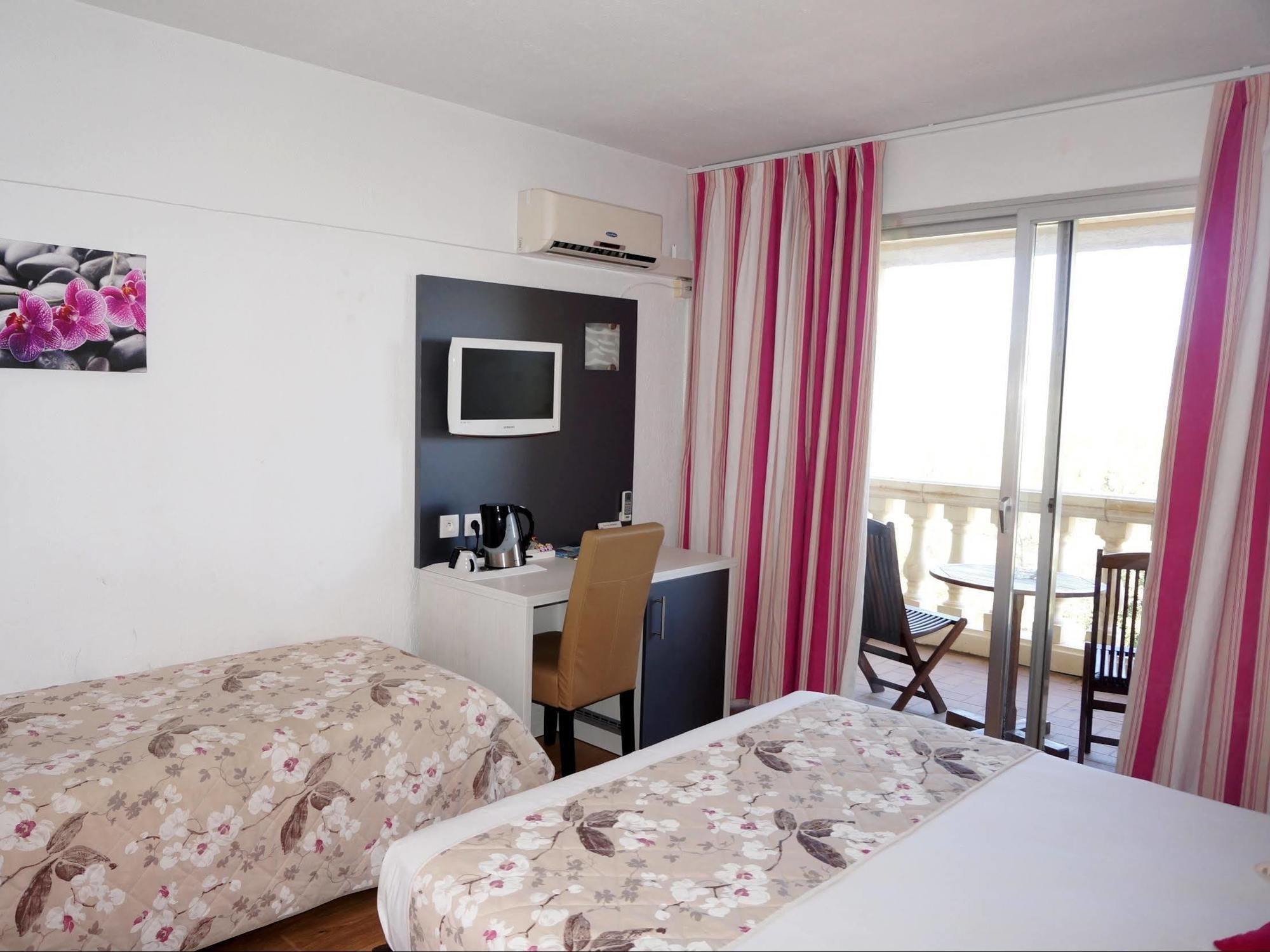 Logis Hotel Le Col De L'Ange Draguignan Zewnętrze zdjęcie