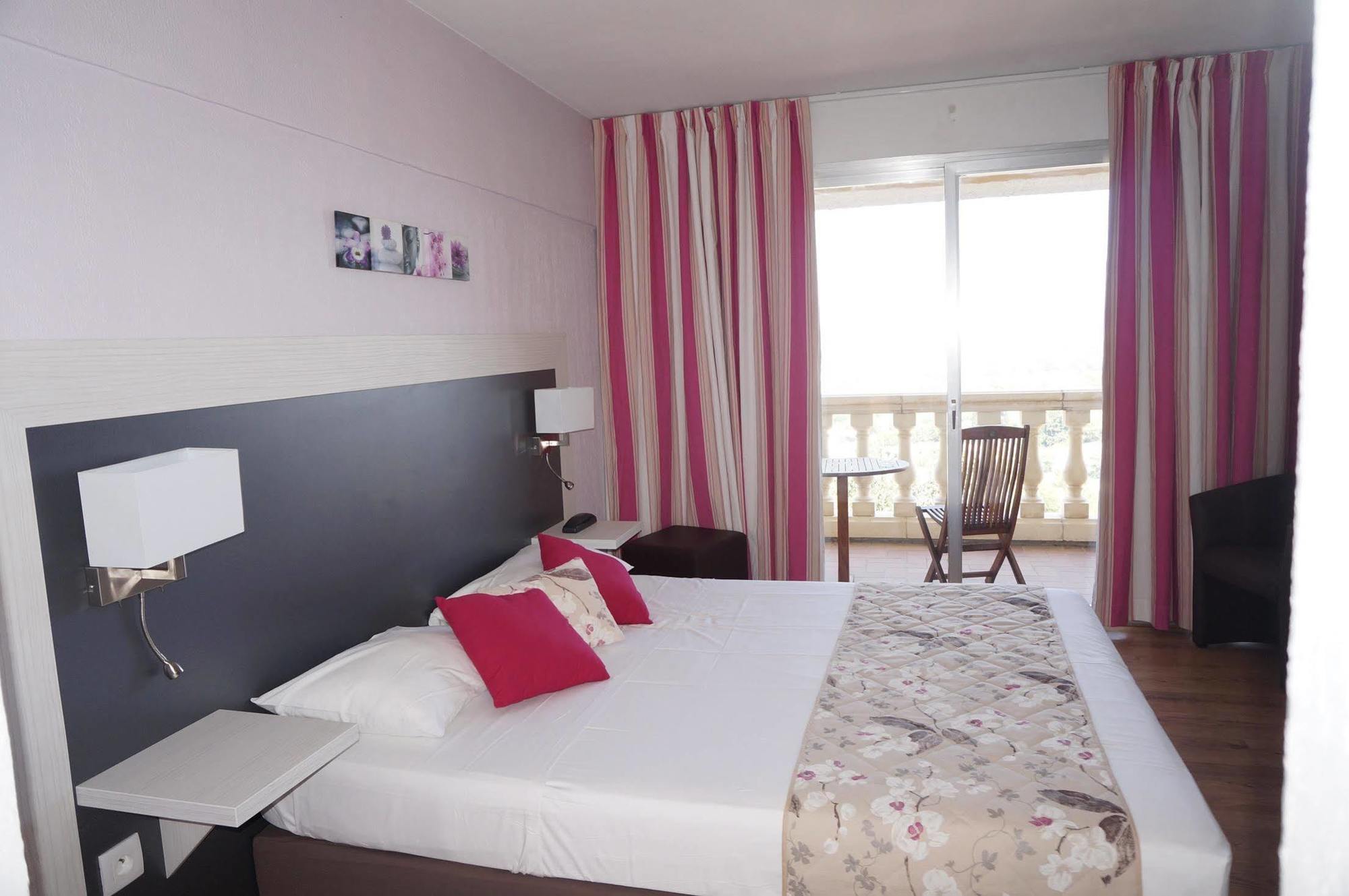 Logis Hotel Le Col De L'Ange Draguignan Zewnętrze zdjęcie