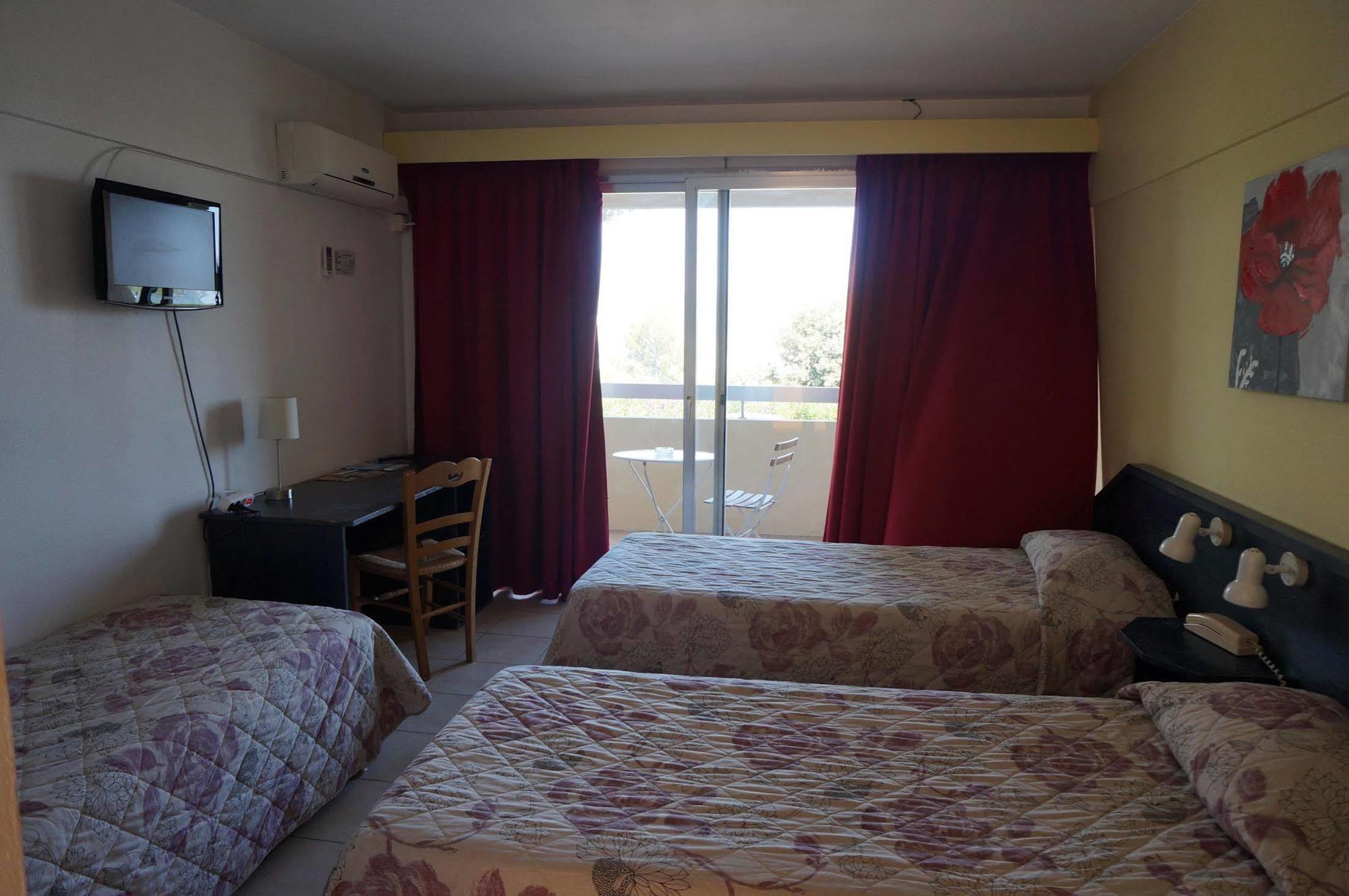 Logis Hotel Le Col De L'Ange Draguignan Zewnętrze zdjęcie