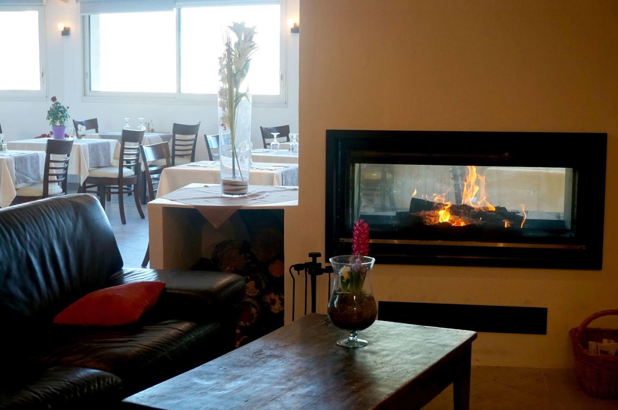 Logis Hotel Le Col De L'Ange Draguignan Zewnętrze zdjęcie